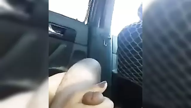 Uzbek guy receives handjob in car